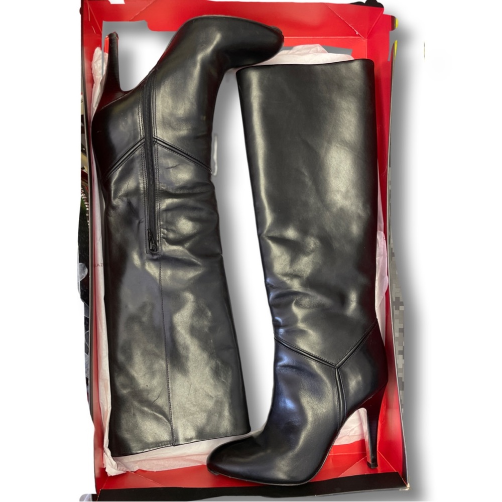 BCBG MAX AZARIA MARSHA VEGAN LEATHER HIGH BLACK BOOTS SIZE 9M